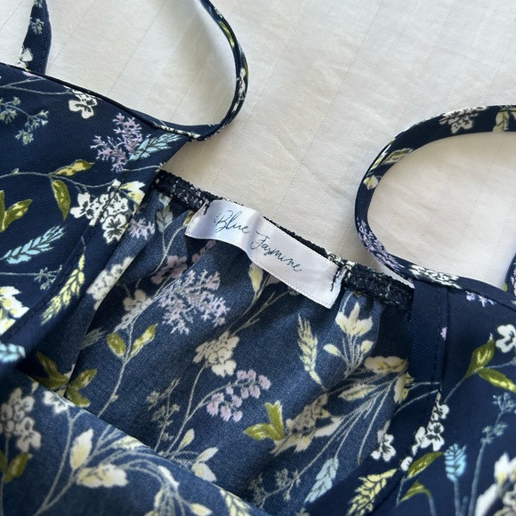 Blue Jasmine Mini Floral Dress - Picture 7 of 7